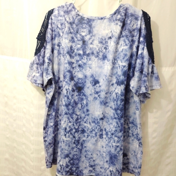 Absolutely Famous Top Tie Dye Crochet Sleeves V-neck Longer Length 1X Soft Comfy - Picture 6 of 14